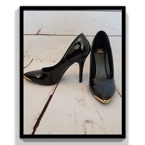 Sheik Black Pointy Toe Pumps Size 8.5